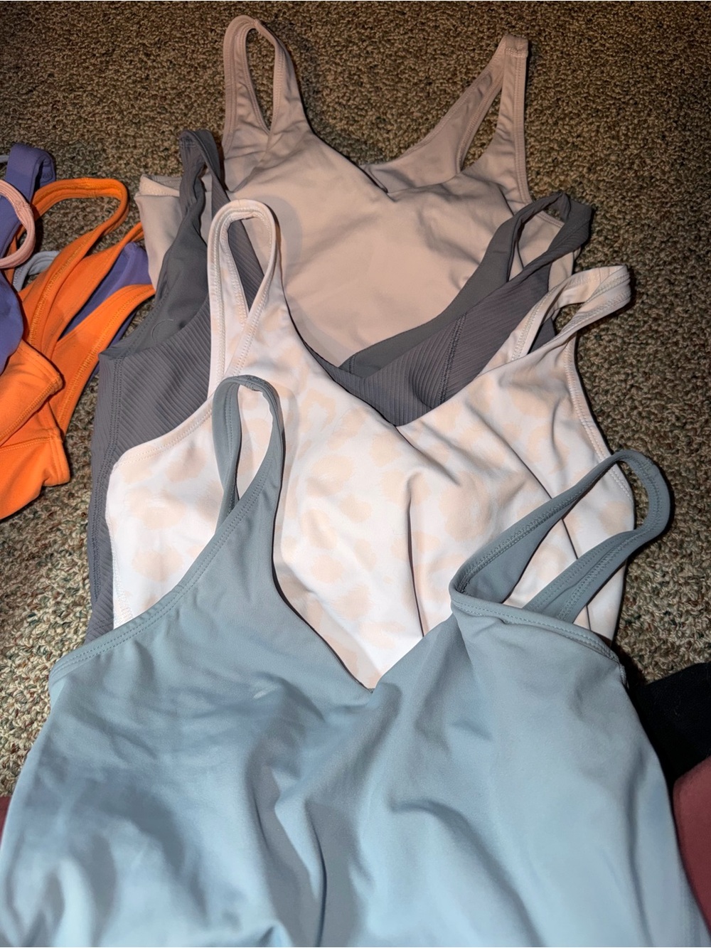 Lululemon Align Tops Lot of 7 - Picture 3 of 3